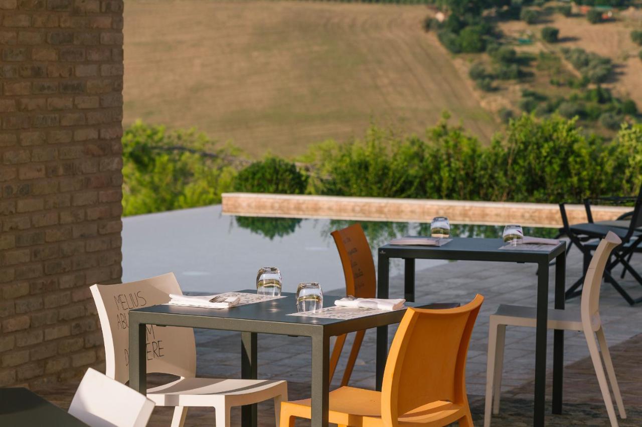 Relais Cocci Grifoni - Panoramic Wine Resort Offida Exterior photo