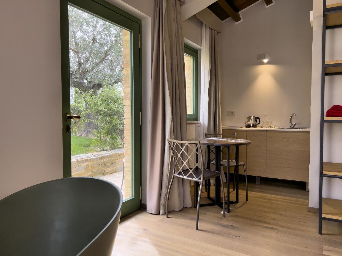 Relais Cocci Grifoni - Panoramic Wine Resort Offida Exterior photo